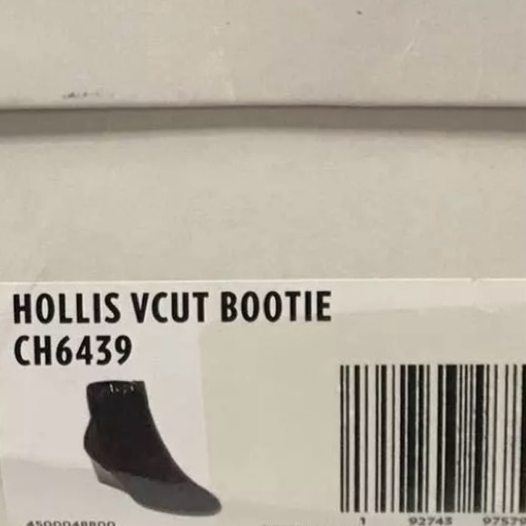 Rockport HOLLIS VCUT BOOTIE Black Size 7 Style CH6439 EUC - Picture 9 of 13